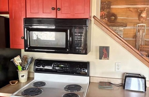 Sheepback Mountain Estates Cabin | Majestic Views at 4,000', Private Cabin, Hot Tub