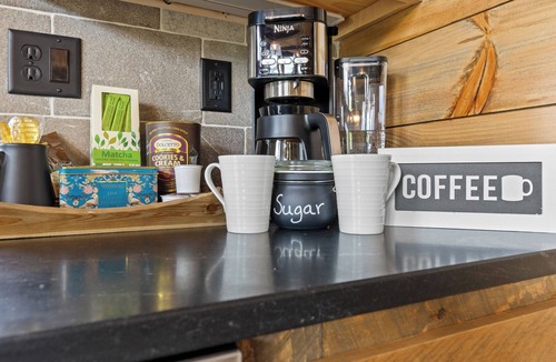 Cherry Log Ski Chalet | Majestic Views in this Modern Rustic Luxury Cabin