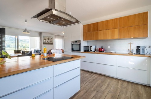 Cessenon-sur-Orb House | Majestic villa with private pool