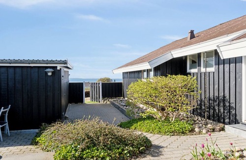 Ronde House | "Majken" - 225m from the sea by Interhome
