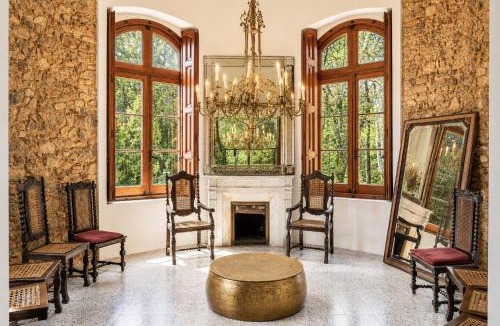 Sant Hilari Sacalm Villa | Majordoms - Castell de Villavecchia - 20 pax