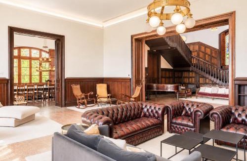 Sant Hilari Sacalm Villa | Majordoms - Castell de Villavecchia - 20 pax
