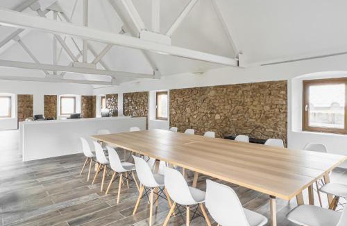 Sant Hilari Sacalm House | Majordoms - Castell de Villavecchia - 33 pax