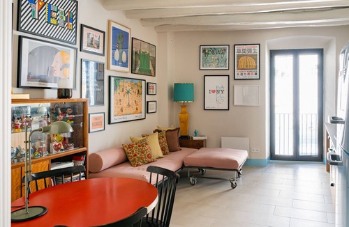 Banyoles Apartment | Majordoms - Retrocéntric 1 - Holiday Apartment Banyoles
