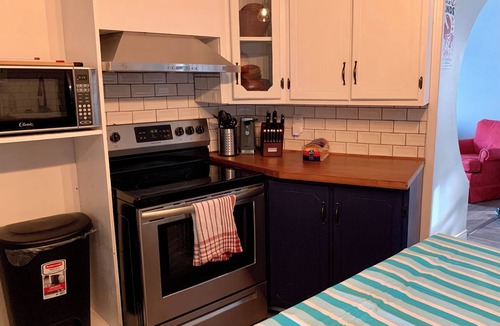 Heart's Delight House | Make memories at Harry’s House in Hearts Delight, NL. (Pet Friendly!)