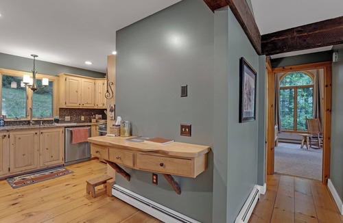 Ellicottville Ski Chalet | Make lasting memories at our family-friendly chalet overlooking the Slopes!
