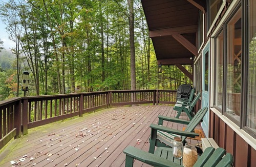Ellicottville Ski Chalet | Make lasting memories at our family-friendly chalet overlooking the Slopes!