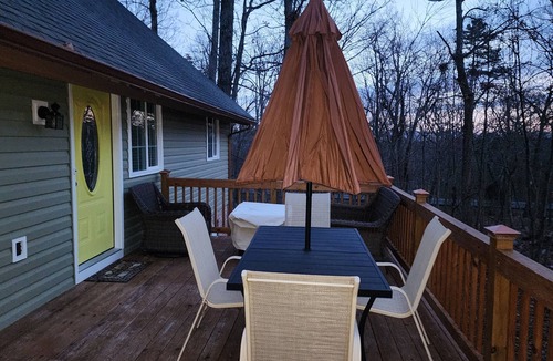 McGaheysville Ski Chalet | Make "The Pistachio Nut" Your Spring Getaway!