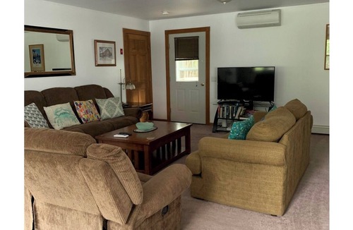 Town Hill House | Make your 2026 Reservations - Same great rates