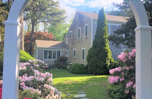 East Orleans House | Make Your Magical Summer Memories Here! (1796)