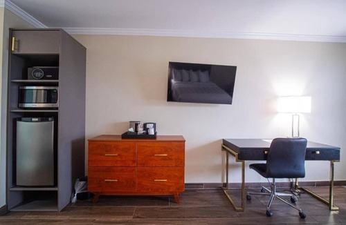 Ocala Hotel | Make Your Trip More Enjoyable! Pets Allowed, Onsite Pool, Free Breakfast