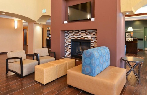 Westside Hotel | Make Your Trip More Enjoyable! 3 Relaxing Units, Indoor Pool, Pets Allowed!
