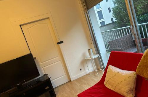 Brive-la-Gaillarde Apartment | makedahome