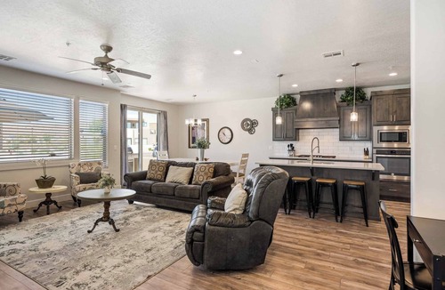 Washington House | Making Memories | Private Hot Tub