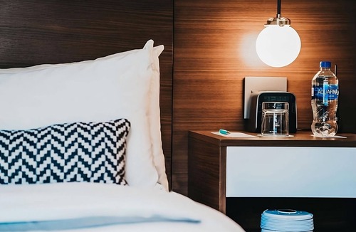 Downtown Minneapolis Hotel | Making The Best Memories Along The Way! 3 Relaxing Units, Pet-friendly Property!