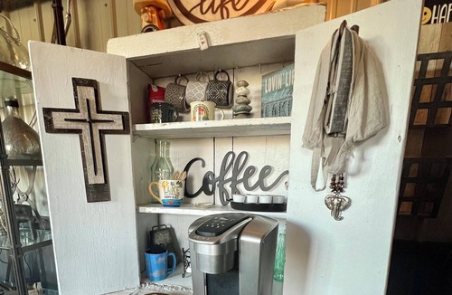 Arley House | Making Waves at Lewis-Smith Lake in Arley, AL