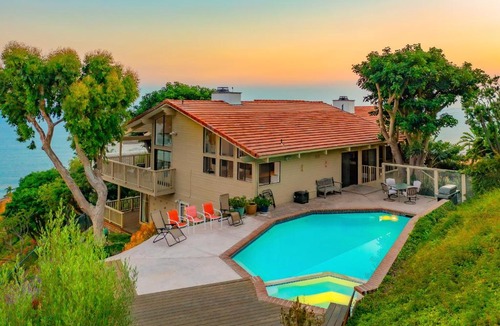 Western Malibu House | MAL-203-8 Sweeping Ocean Views