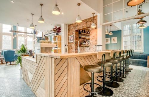 Birmingham City Centre Hostel | Malacuna Birmingham