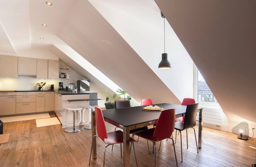 Les Eaux-Vives Apartment | Malagnou | Spacious and luminous apartment in Geneva