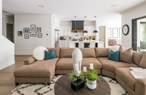 Park Scottsdale Nine Apartment | Malcomb by Hughberry Homes