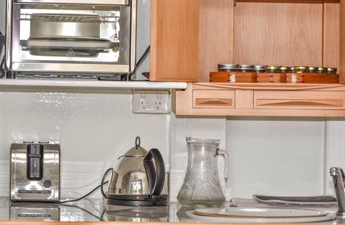 Witta Cottage | Maleny District - Charming Cottage in Witta 2 Beds