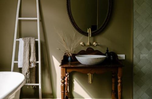 Maleny Hotel | Maleny Lodge