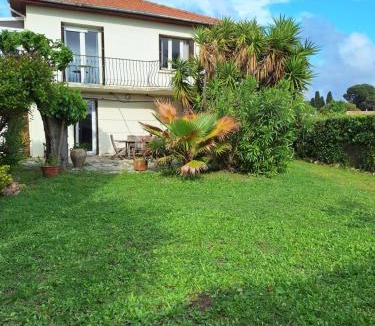 Poussan Apartment | Maleska