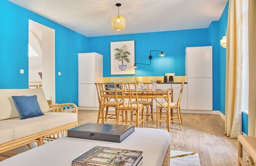 Chartres Apartment | Maleyssie Les Suites