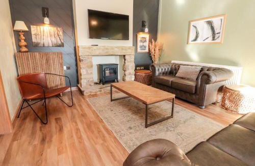 Fourstones Near Bentham House | Malham