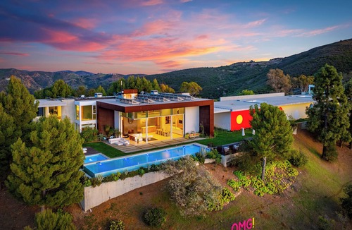Malibu House | Malibu Art Haven Pool, Hot Tub & Guest House
