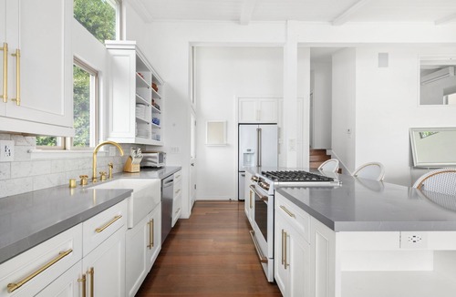 Western Malibu House | Malibu Broad Beach - House on the Sand!
