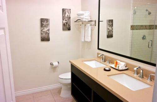 Central Malibu Hotel | Malibu Country Inn