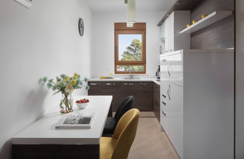 Vir Villa | Malibu Grand Royale – Luxury Group Villa