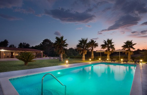Vir Villa | Malibu Grand Royale - Luxury Group Villa with Pool