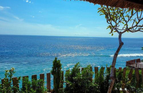 Penida Island Resort | Malibu Huts