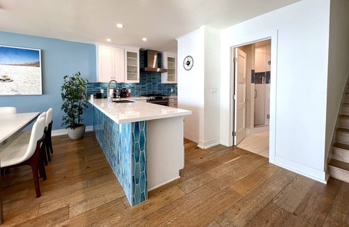 Eastern Malibu House | Malibu Luxury Beachfront Gallery + Private Beach Access