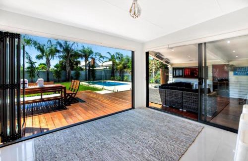 Moama House | Malibu Palms - Echuca Holiday Homes