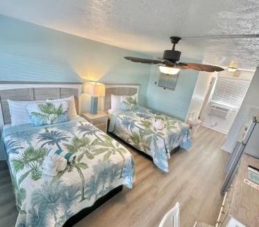North Redington Beach Hotel | Malibu Resort Motel
