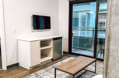 West University Apartment | Malibu