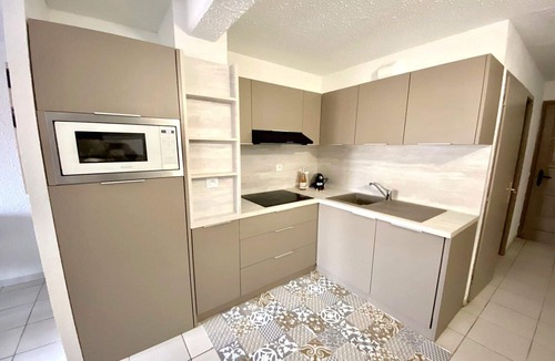 Les Hauts de Canet House | Malibu Village