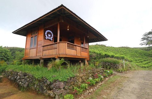 Tinggimoncong Resort | Malino Highlands