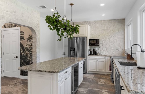 Highland Mills House | Malkita Terra- Earthly Elegance