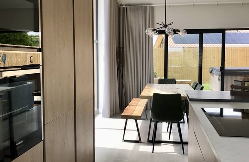 Dunholme House | Mallard Cottage, Ashlin Farm Barns