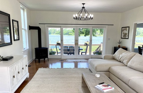 Secretary House | Mallard Point - Waterfront Home
