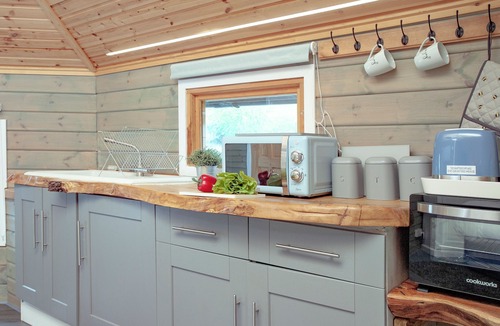 Bradninch Cottage | Mallard Roundhouse - UK33891