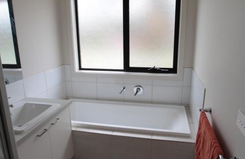 Malmsbury House | Malmsbury Cottage