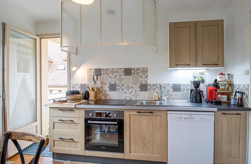 Saint-Julien-de-Lampon House | Maloan – Air-conditioned House with Private Pool and Outdoor Kitchen in Dordogne
