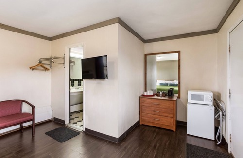 Whippleville Hotel | Malone Inn