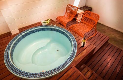 Fenton Street Hotel | Malones Spa Motel