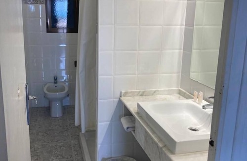 El Cabanyal Hostel | Malvarrosa Beach Rooms